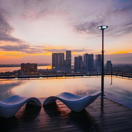 Hotel Serviced Apartments Top One Infinity Pool With View Of 360 Degree Phnom Penh Eksteriør bilde