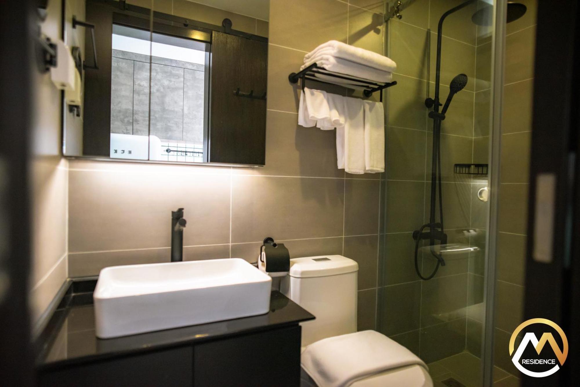 Hotel Serviced Apartments Top One Infinity Pool With View Of 360 Degree Phnom Penh Eksteriør bilde