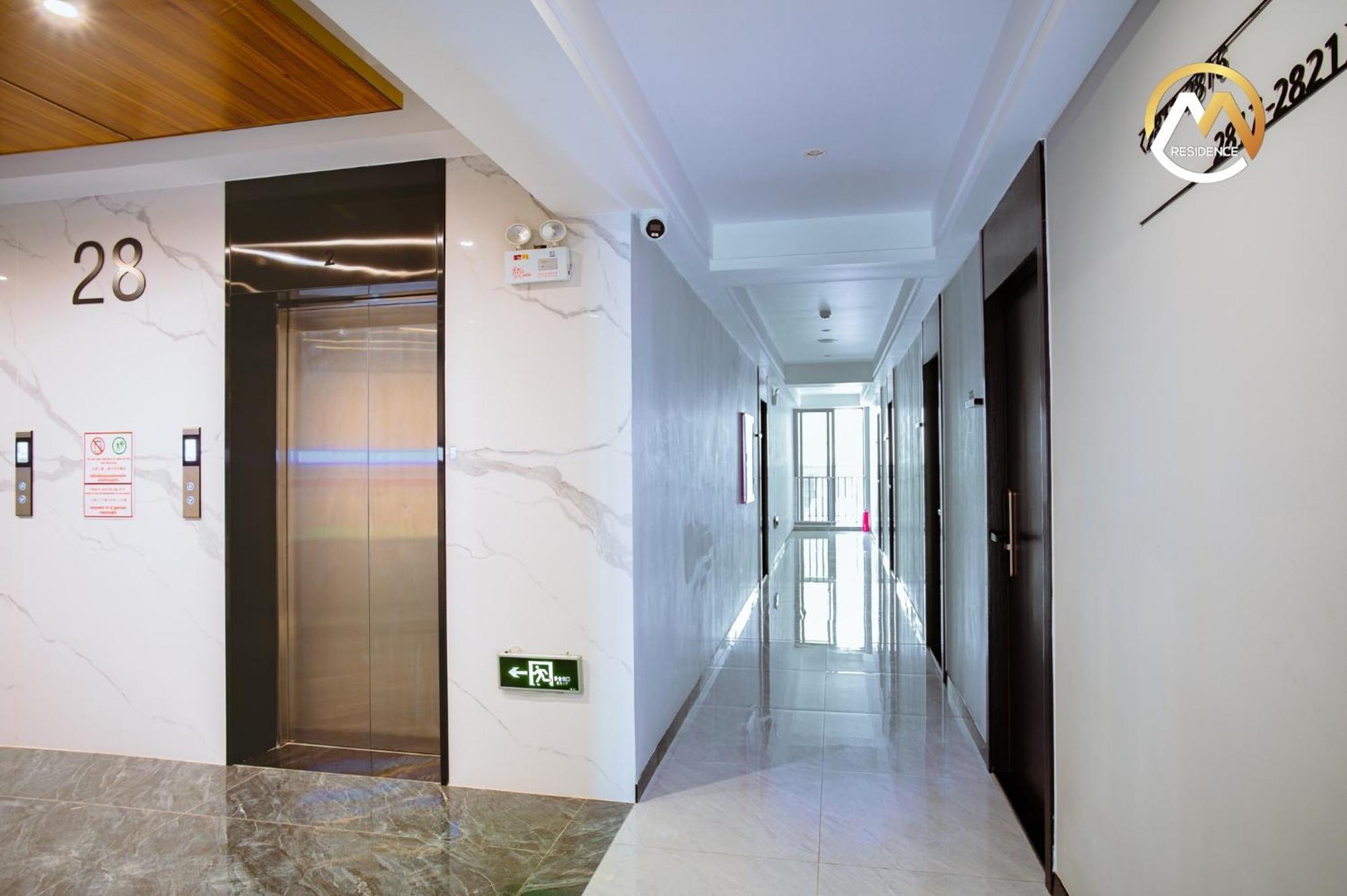 Hotel Serviced Apartments Top One Infinity Pool With View Of 360 Degree Phnom Penh Eksteriør bilde